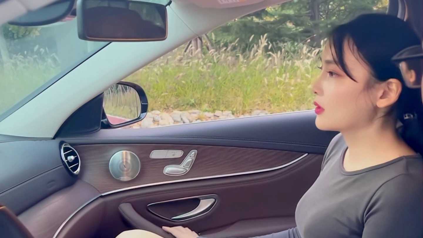 短视频剧情-美女打车