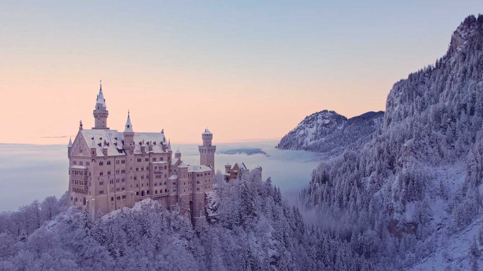 德国梦幻童话之宫《冬天故事：新天鹅堡》