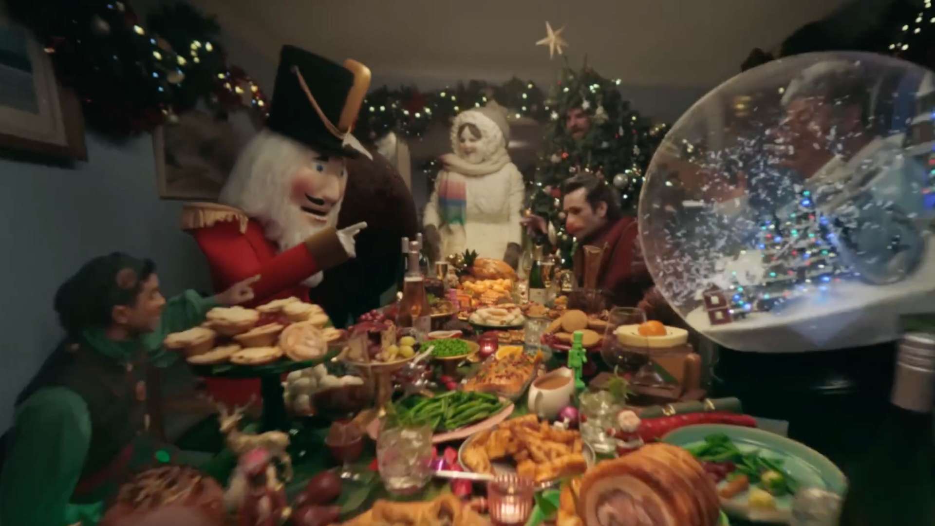 传染快乐因子！英国超市「乐购Tesco」圣诞主题广告