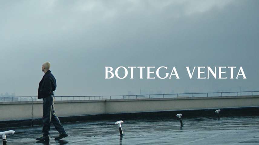 【Vogue】Bottega Veneta with 米卡