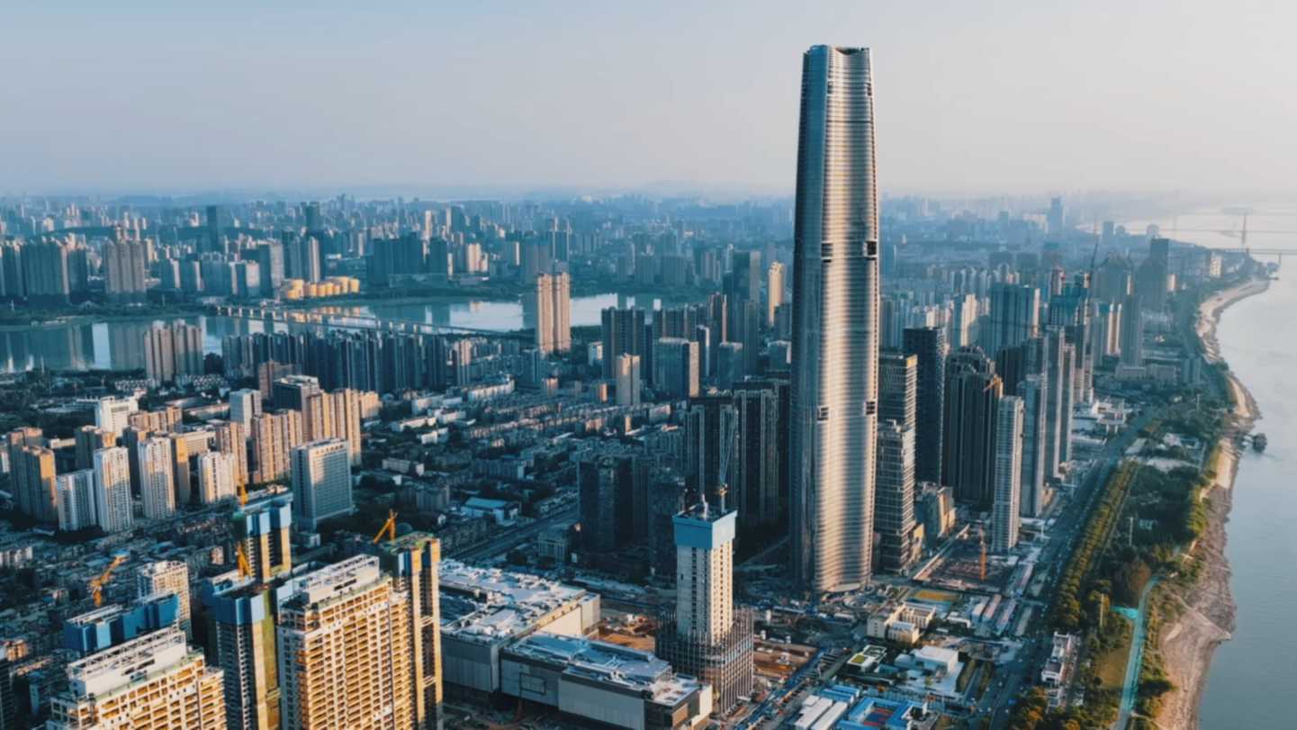 用航拍的视角告诉你武汉近些年的城市发展的变化