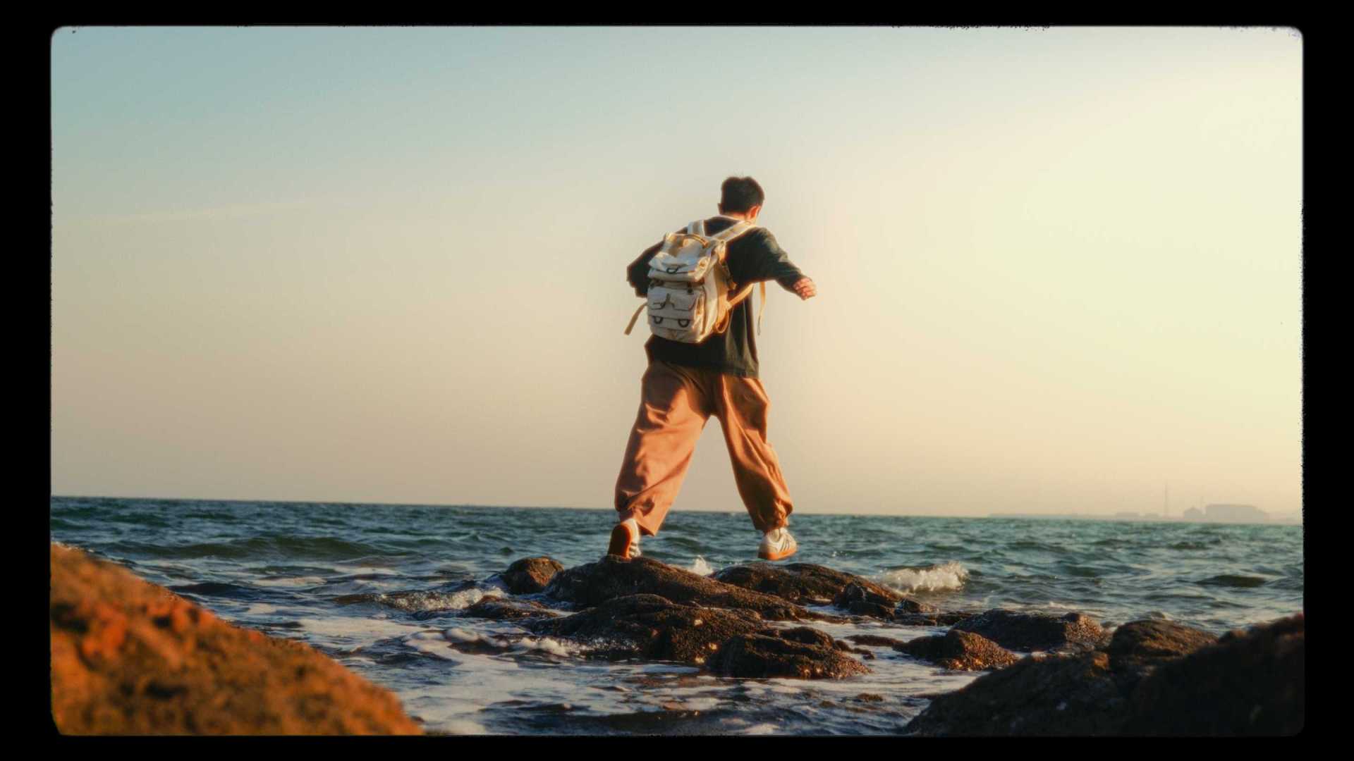 Vlog丨Cinematography丨在荒野里听海浪和风声丨胶片