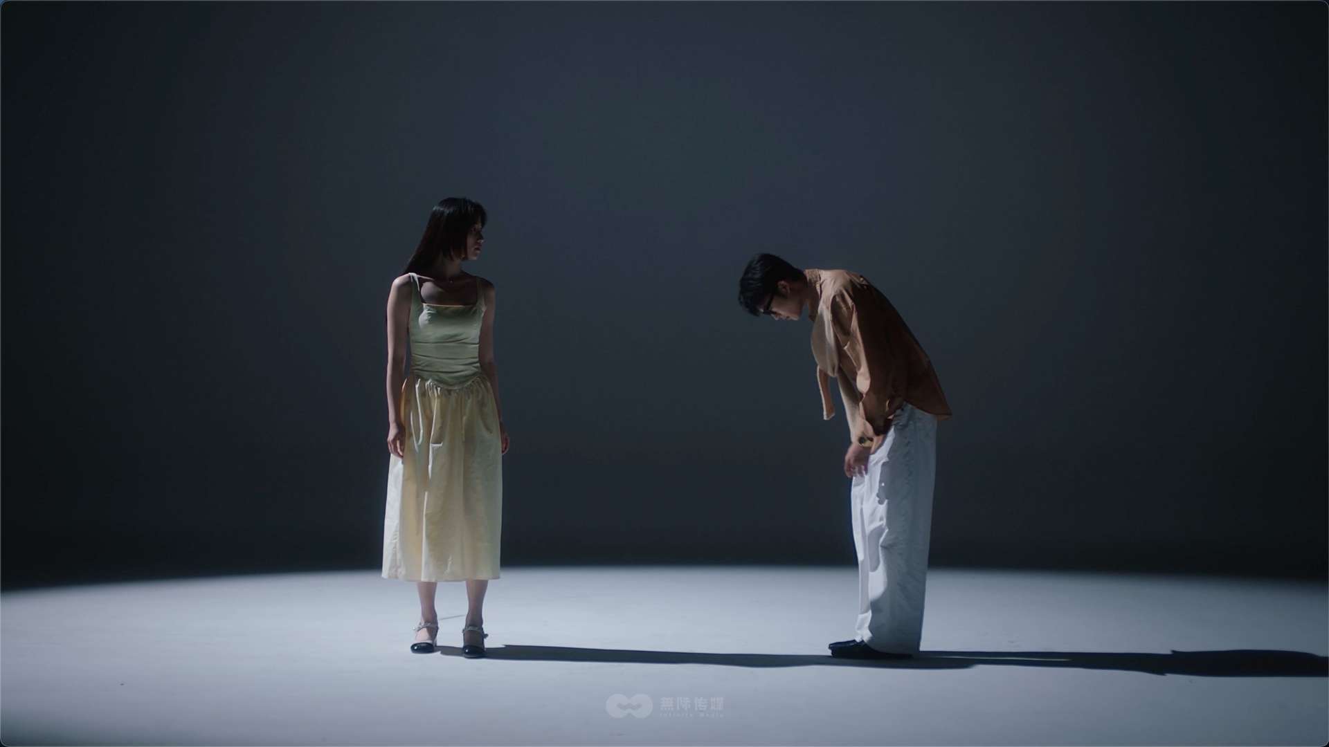 YAMAN｜「爱的热度」意识流舞蹈广告