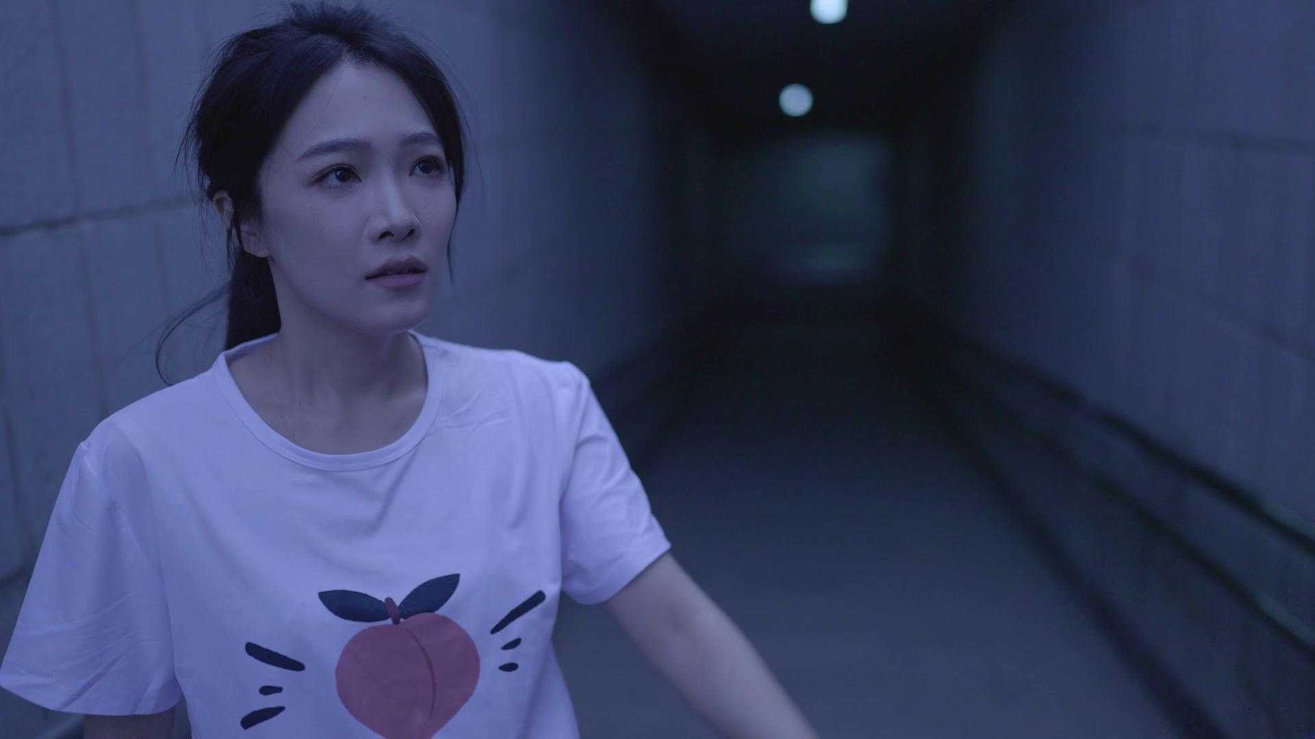 《桃子》北京电影学院 视听语言作业 五分钟无台词短片
