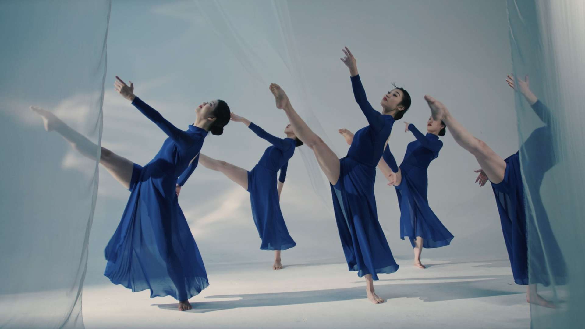 广西艺术学院舞蹈学院2019级表教女2班毕业展演视频