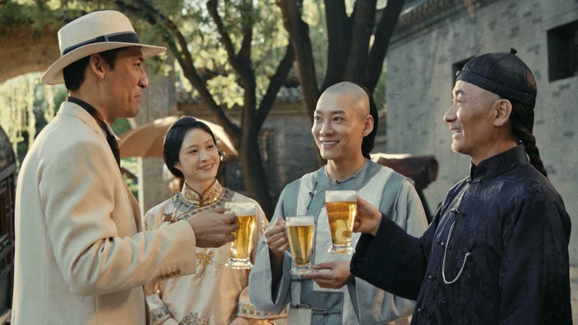 贾樟柯×青岛啤酒《都在酒里》之诞生