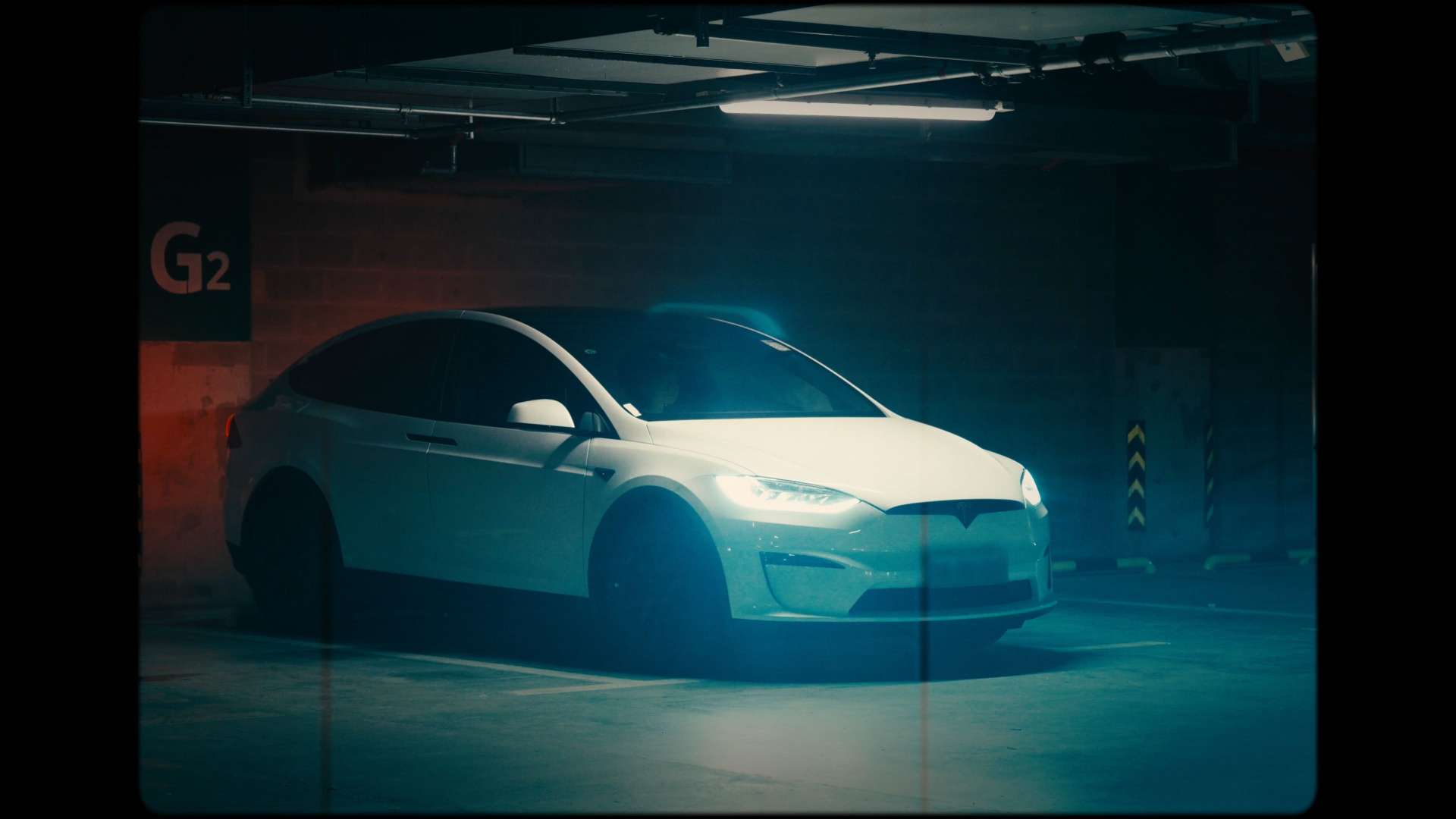 午夜极限特斯拉Model X