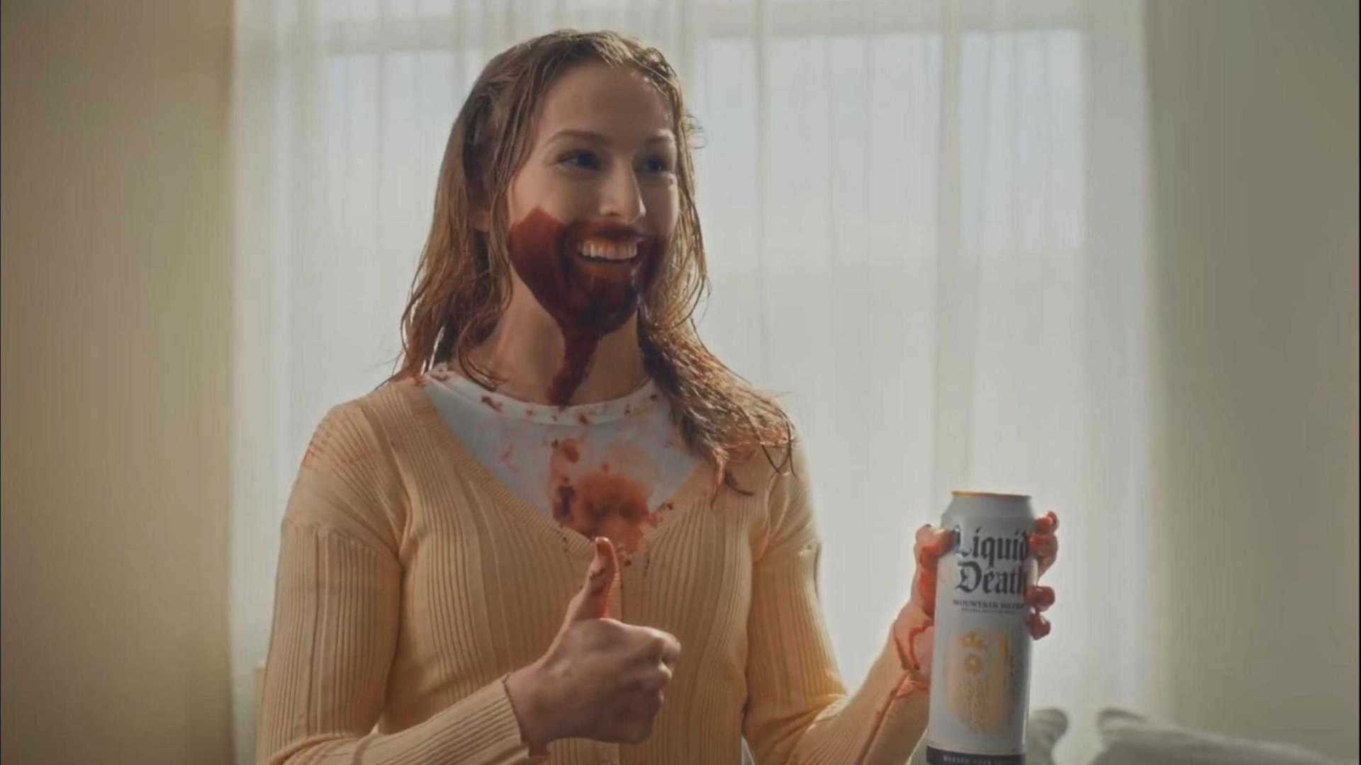这个饮料广告有点恐怖！看完你敢喝吗