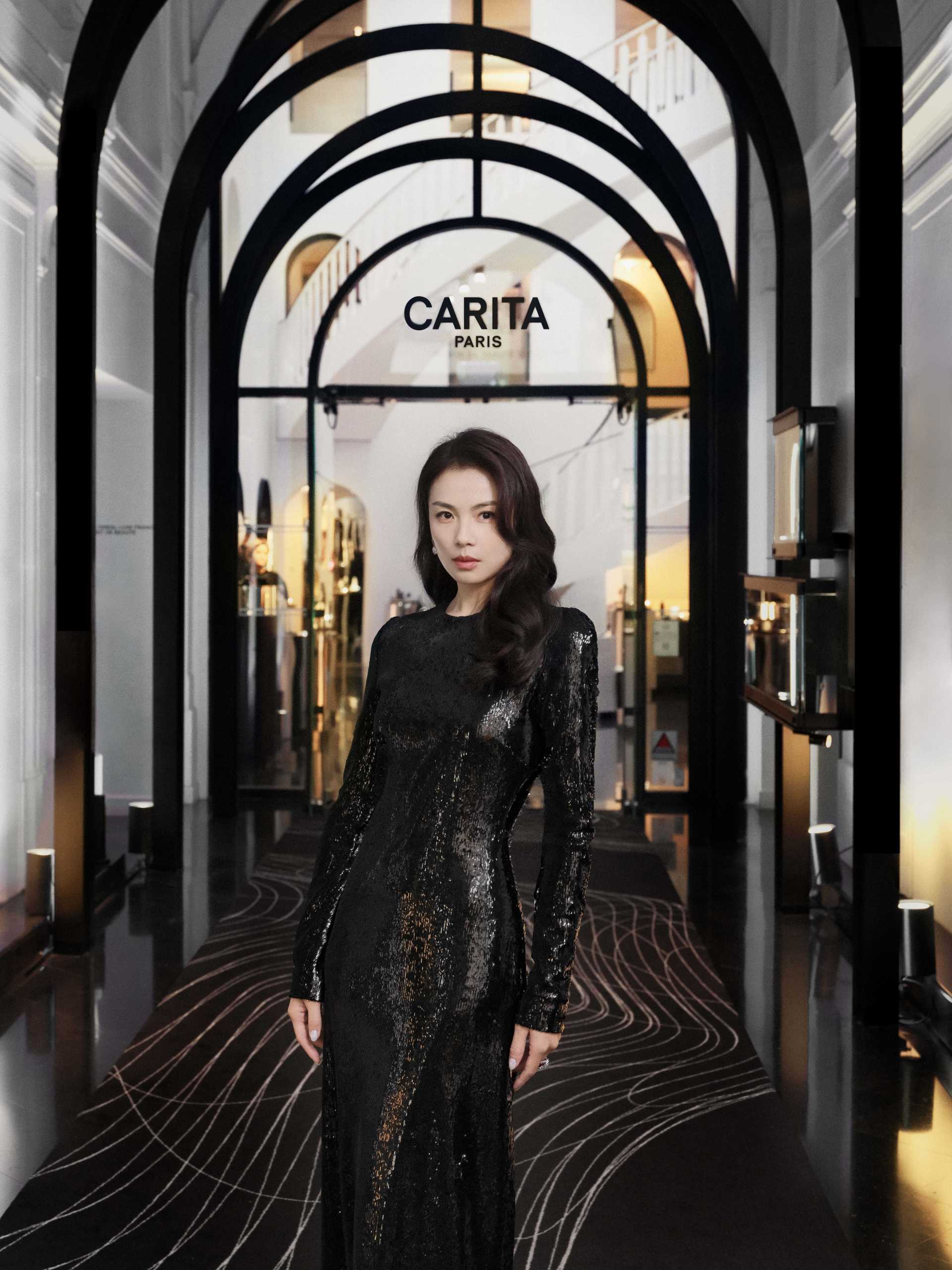 时尚短片 | CARITA x 刘涛 巴黎时装周之际 再次造访世家「焕变圣殿」