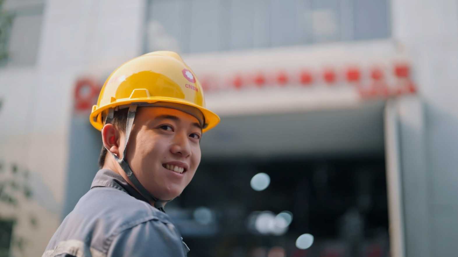 中国建材集团材料科技宣传片《且向山行》