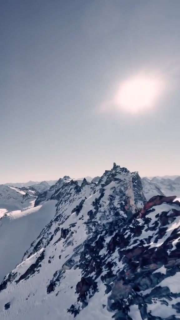 无人机拍摄！打卡阿尔卑斯山的最高峰！